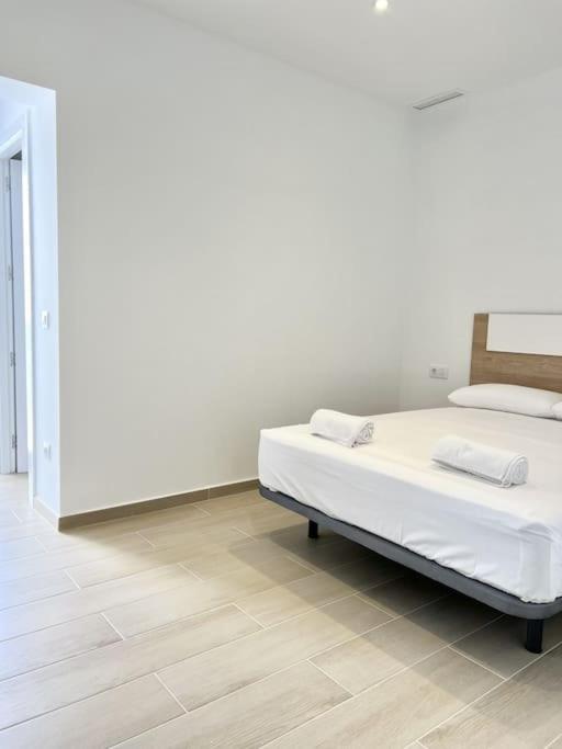 Moderno Apartamento Con Terraza En La Azotea Roses Exterior foto