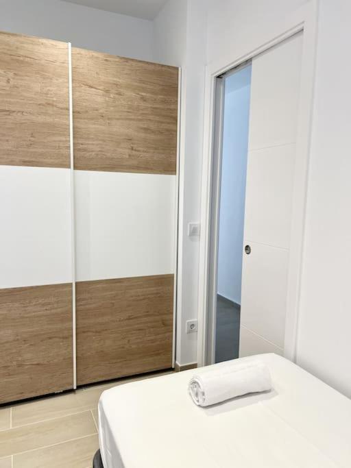 Moderno Apartamento Con Terraza En La Azotea Roses Exterior foto